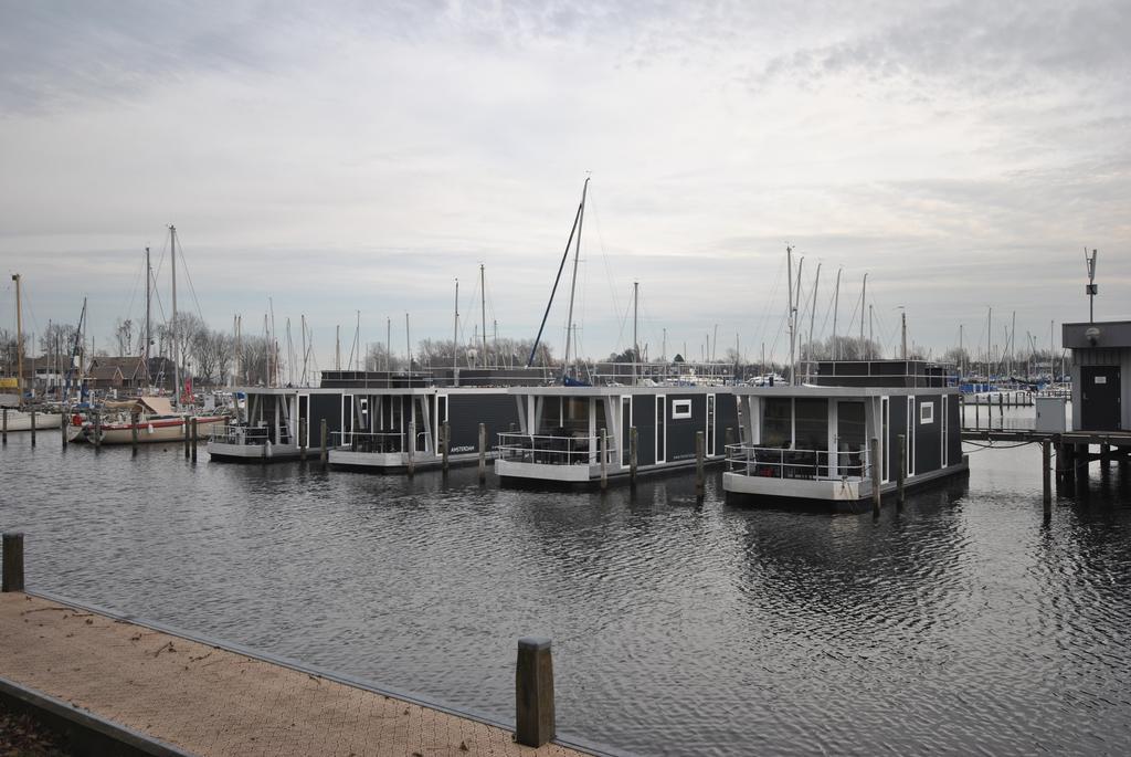 Marinaparcs Naarden Exterior photo