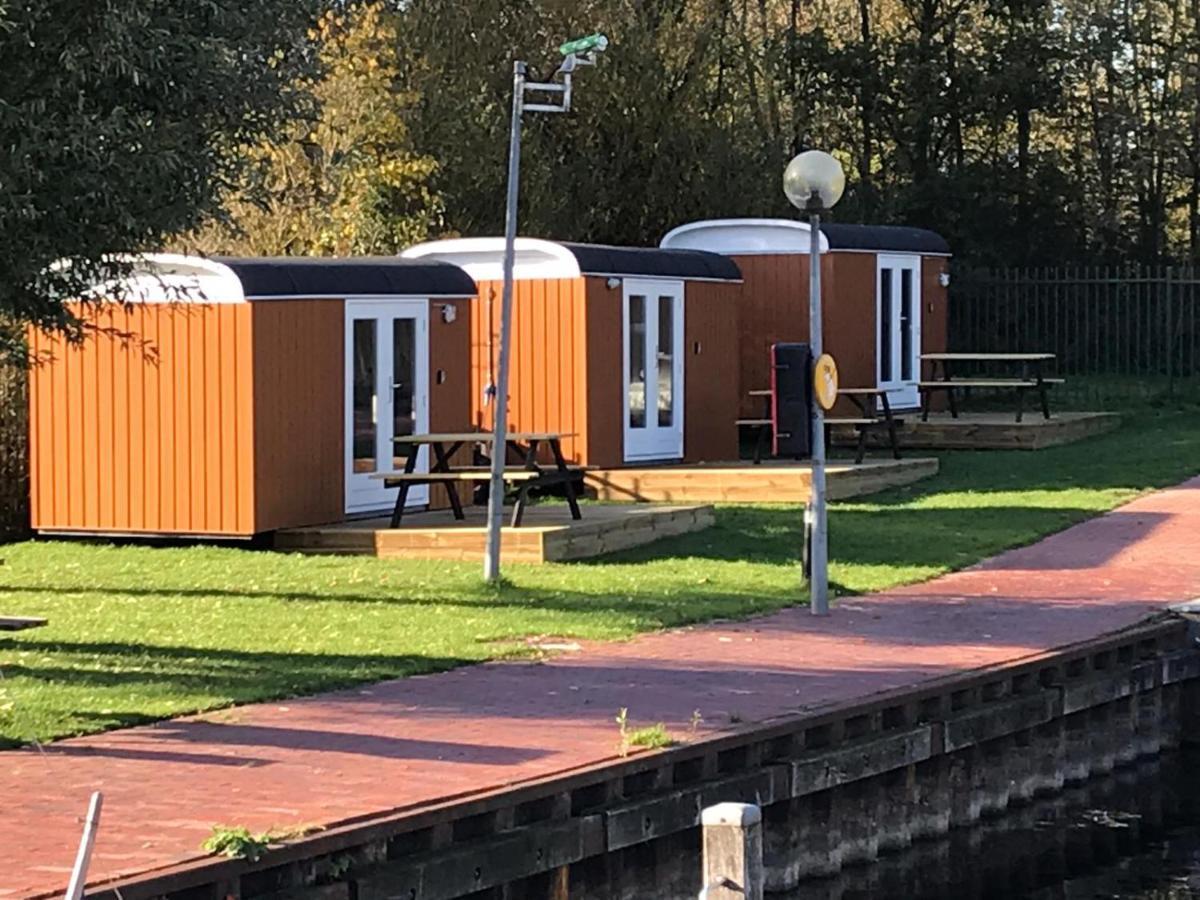 Marinaparcs Naarden Exterior photo