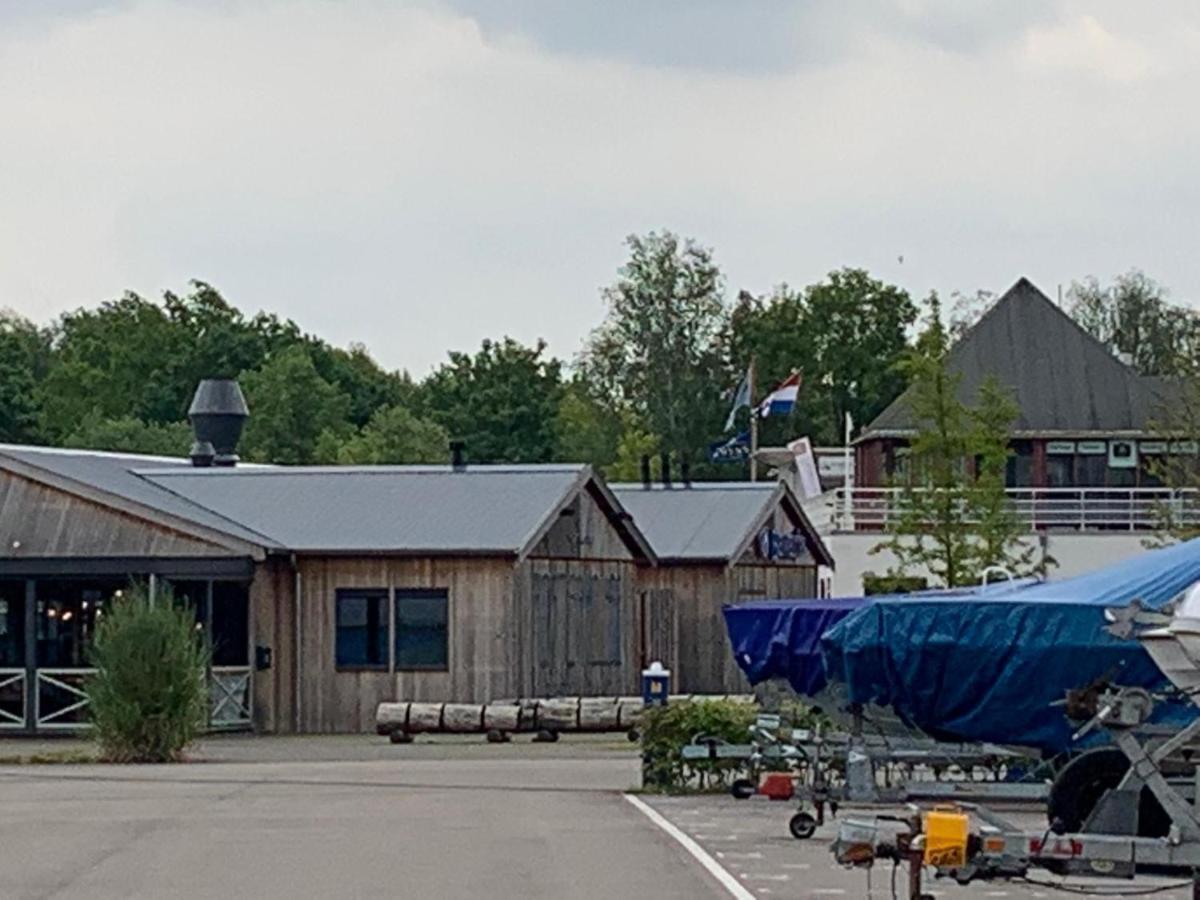 Marinaparcs Naarden Exterior photo